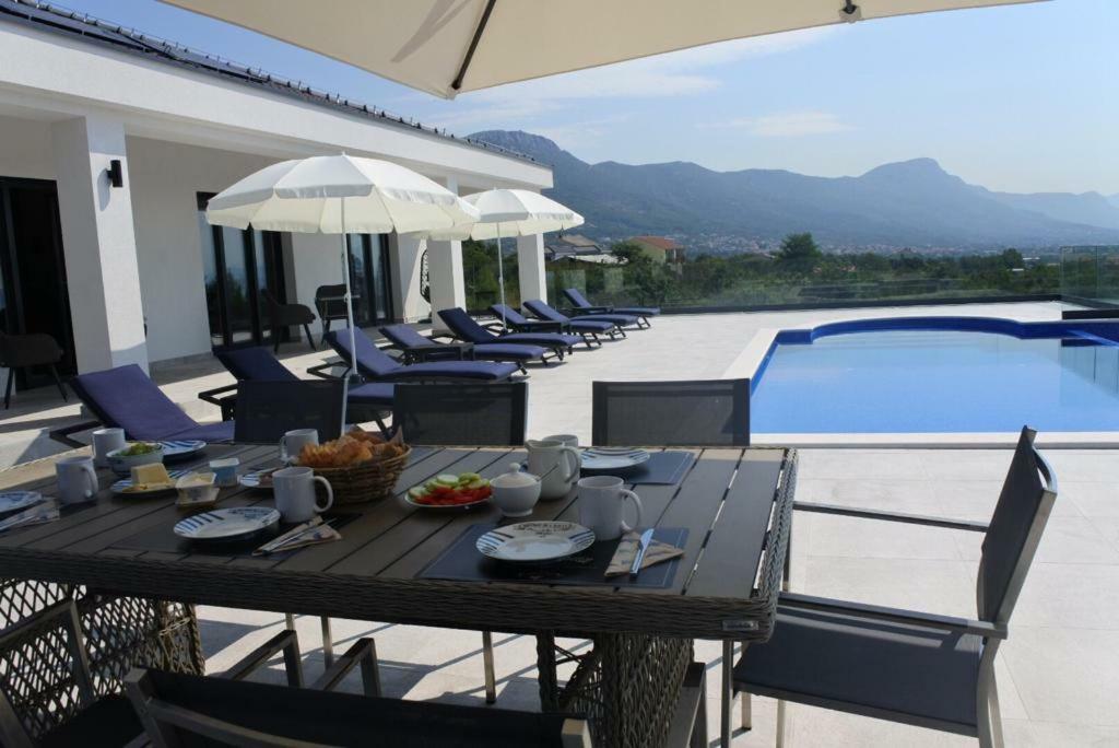 Villa Orao Kastel Novi Ngoại thất bức ảnh